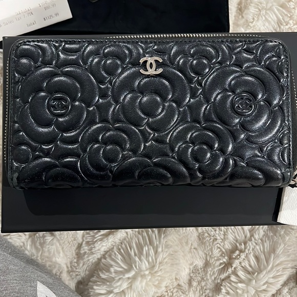 CHANEL Handbags - Chanel quilted camellia zip wallet